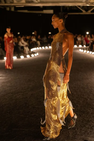 Look 38